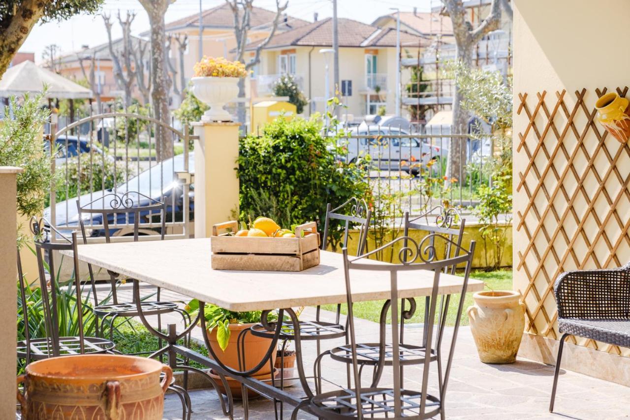 Le Rose - Suites E Breakfast A 5 Min Dal Mare E Misano World Circuit Misano Adriatico Exterior foto