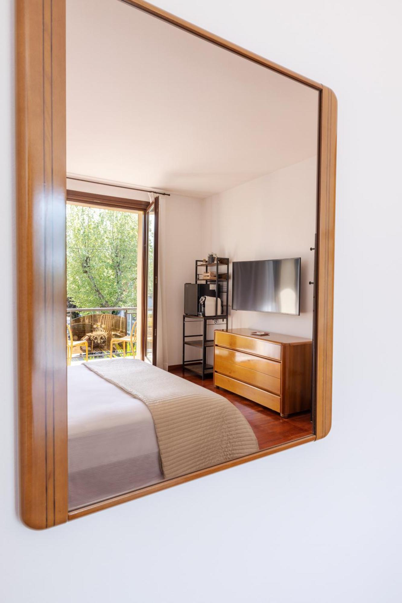 Le Rose - Suites E Breakfast A 5 Min Dal Mare E Misano World Circuit Misano Adriatico Exterior foto